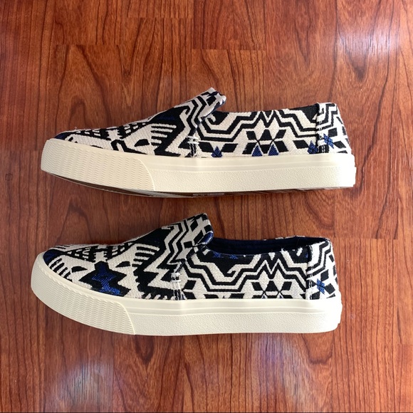 NWOT TOMS Sunset Stellar Blue Metallic Jacquard Embroidered Shoes - Sz 6 - Picture 7 of 10